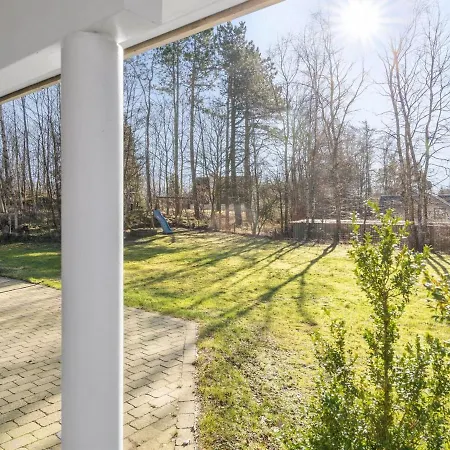 Ulfsten - 1-6km From The Sea In Ne Jutland By Interhome * Hals