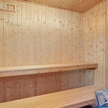Ulfsten - 1-6km From The Sea By Interhome *